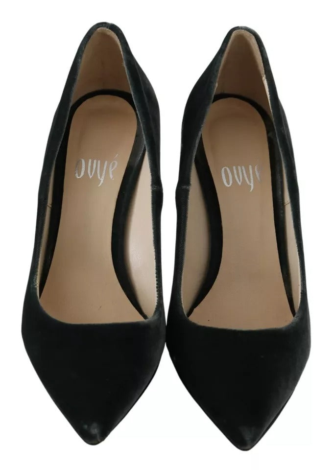 Ovyé – Graue Pumps mit Stilettoabsatz aus Samt