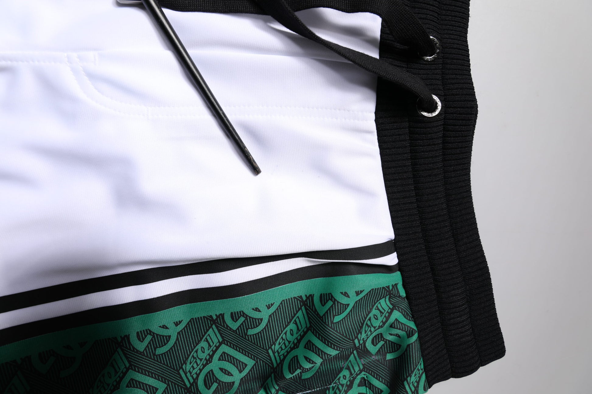 Shorts en jersey Dolce & Gabbana blancs et verts pour homme