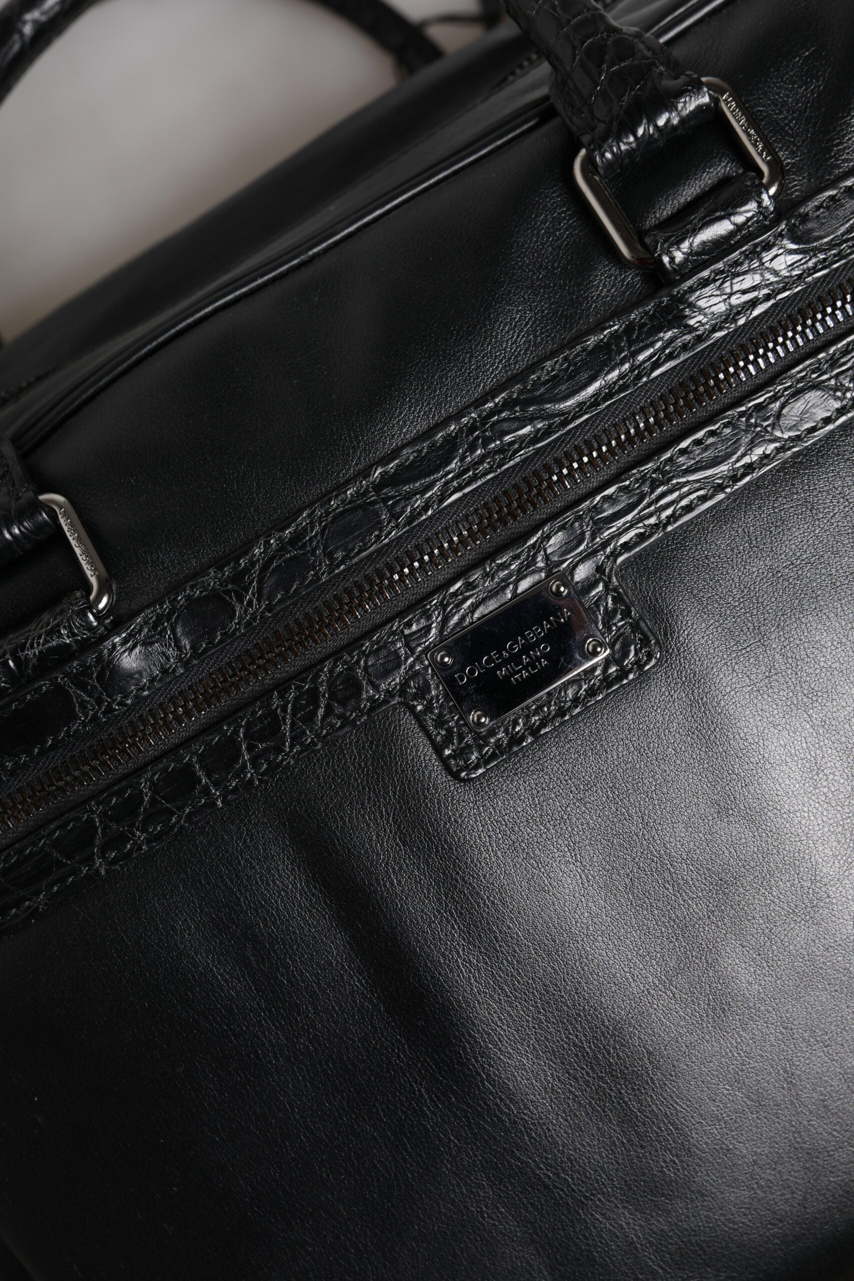 Dolce &amp; Gabbana – Schwarze Messenger-Tasche aus Leder mit Schultergurt