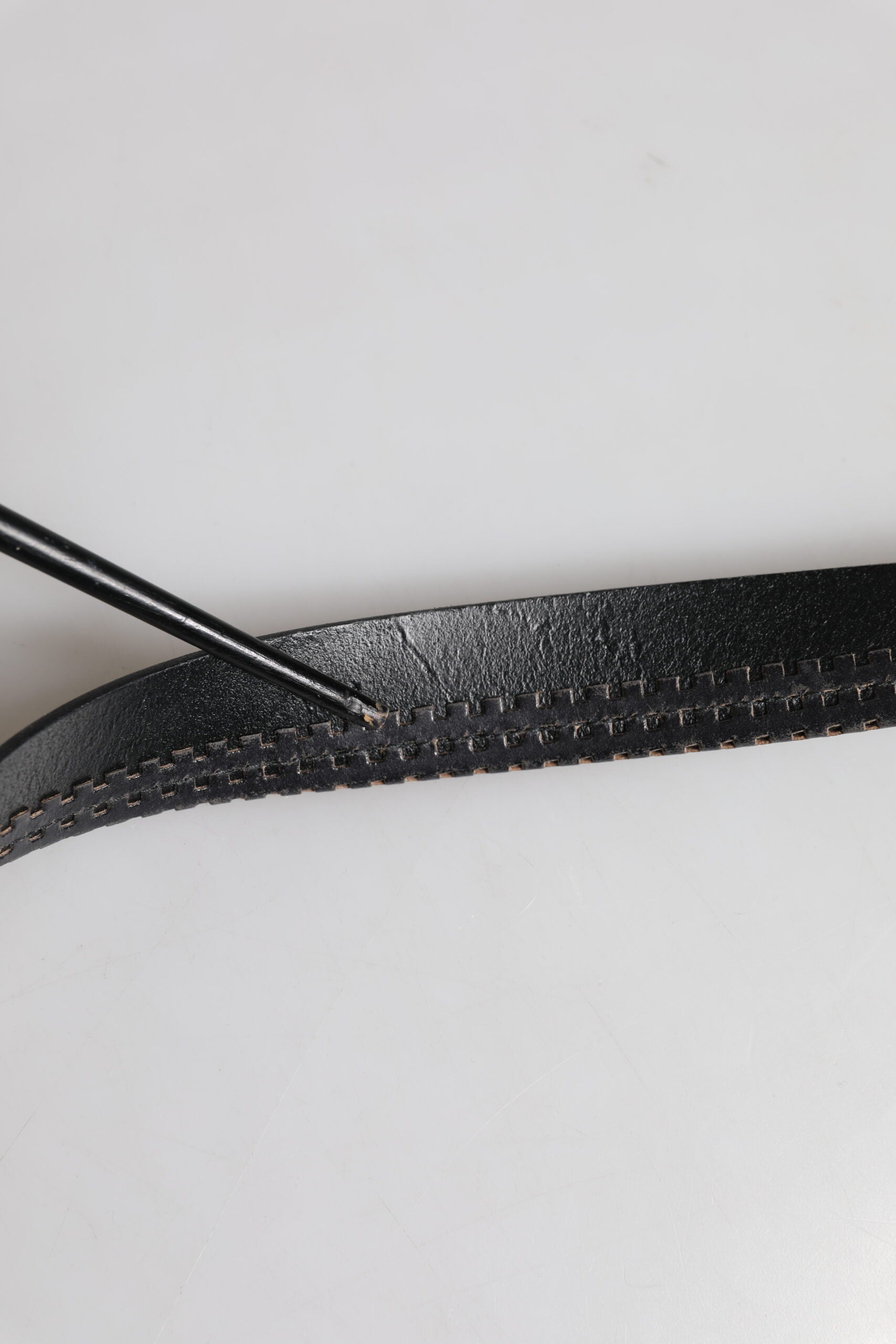 Ceinture Dolce & Gabbana en cuir noir avec boucle en métal argenté