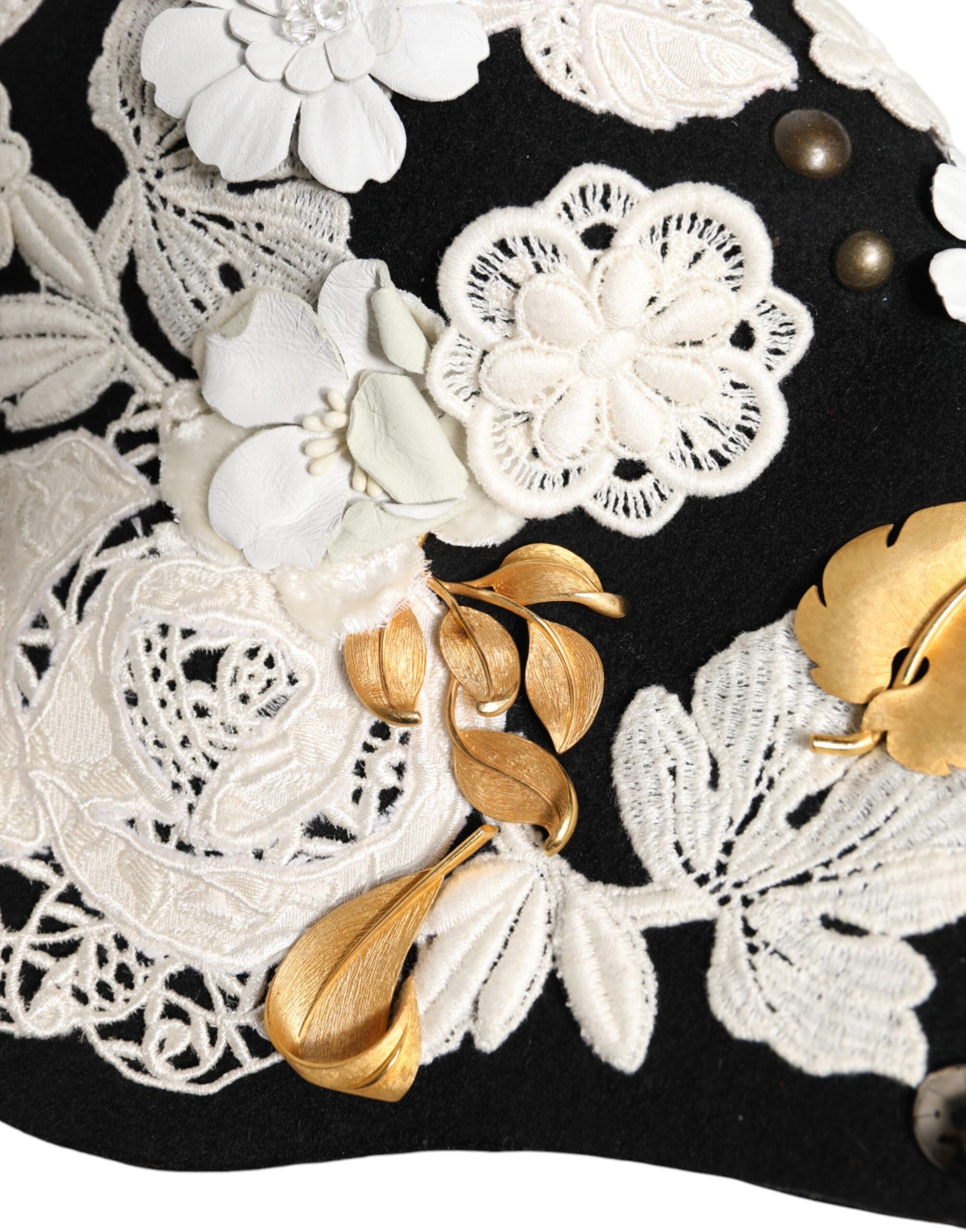 Chapeau cloche Dolce & Gabbana en laine noire, motif floral blanc et feuilles dorées
