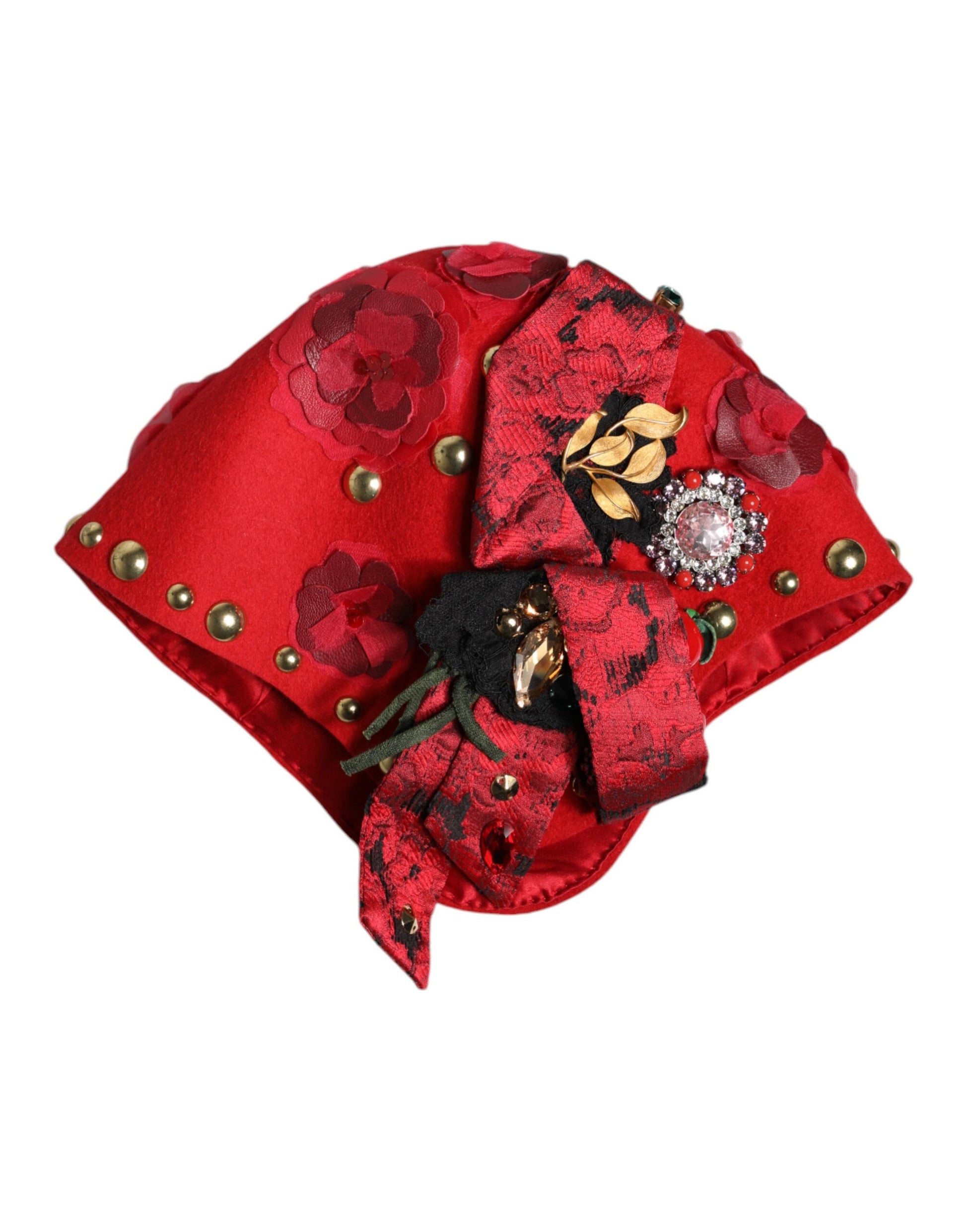 Chapeau orné d'une broche Dolce & Gabbana en forme de roses rouges en cristal et or