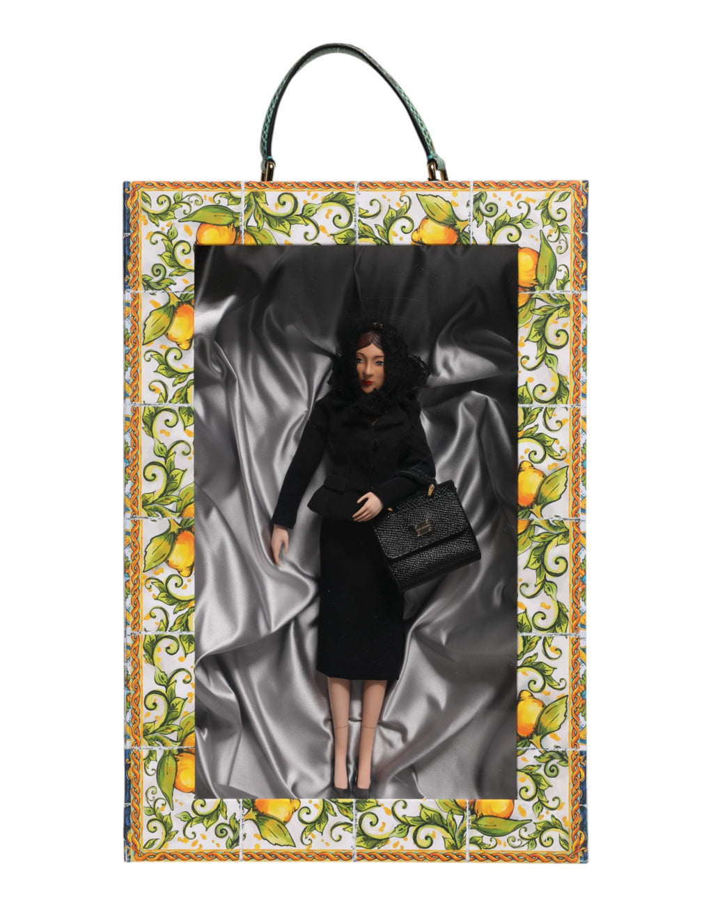 Dolce & Gabbana Robe Noire Céramique Porcelaine Mode Cuir Sicile Poupées