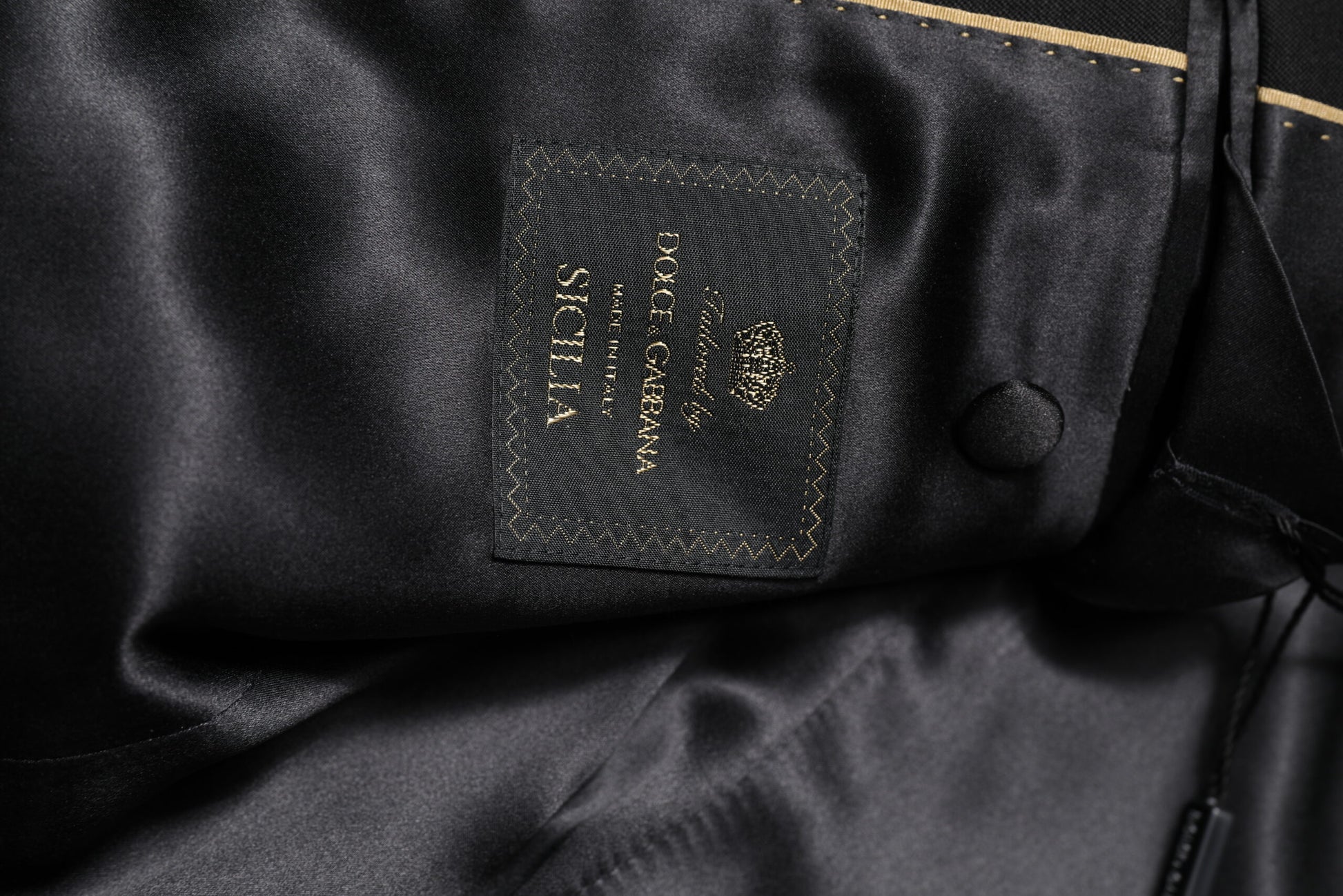 Veste-manteau Dolce & Gabbana noire SICILIA ornée de cristaux
