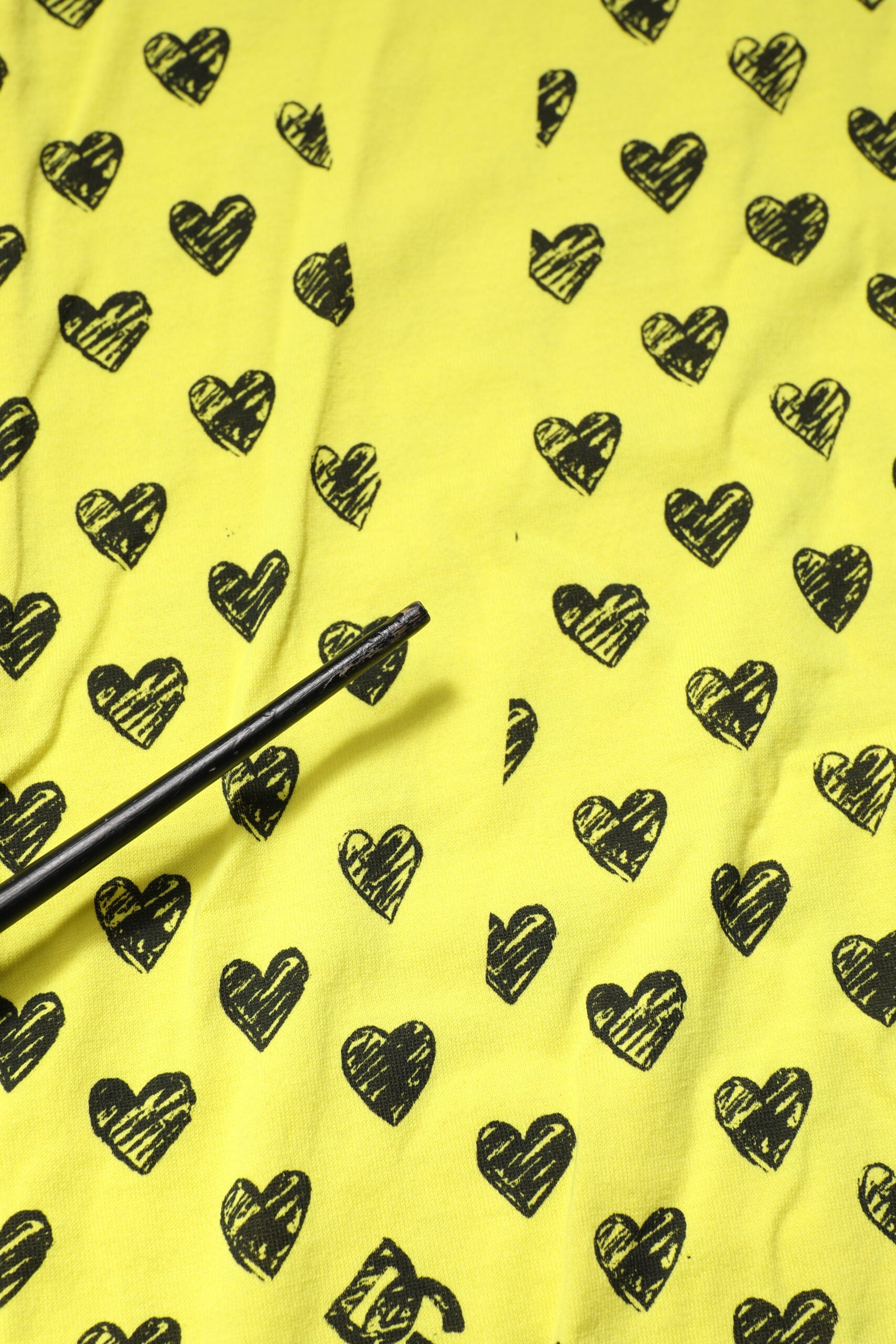 Dolce & Gabbana Yellow Cotton DG Heart Print Crew Neck T-shirt