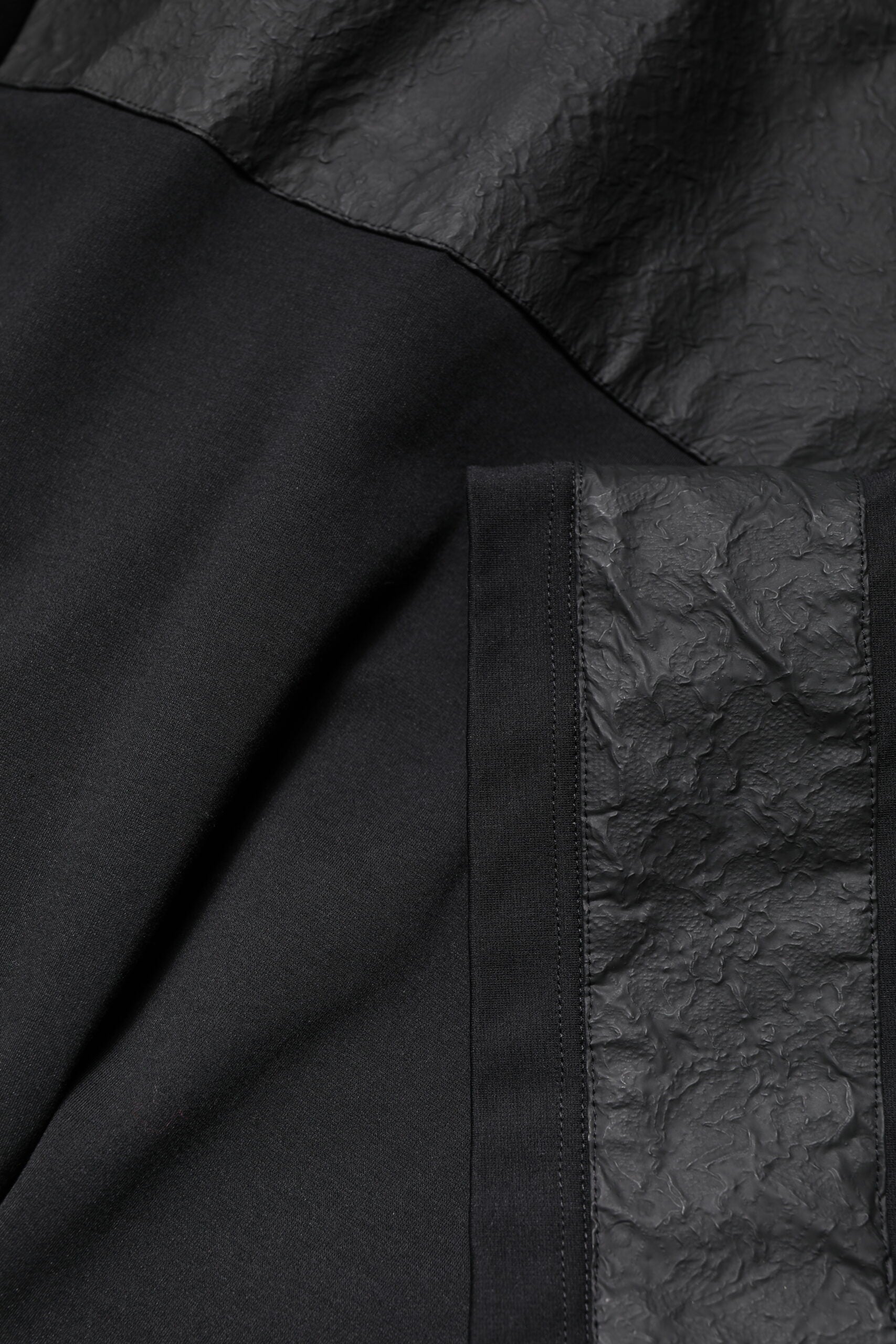 T-shirt col V manches courtes en coton noir Dolce & Gabbana