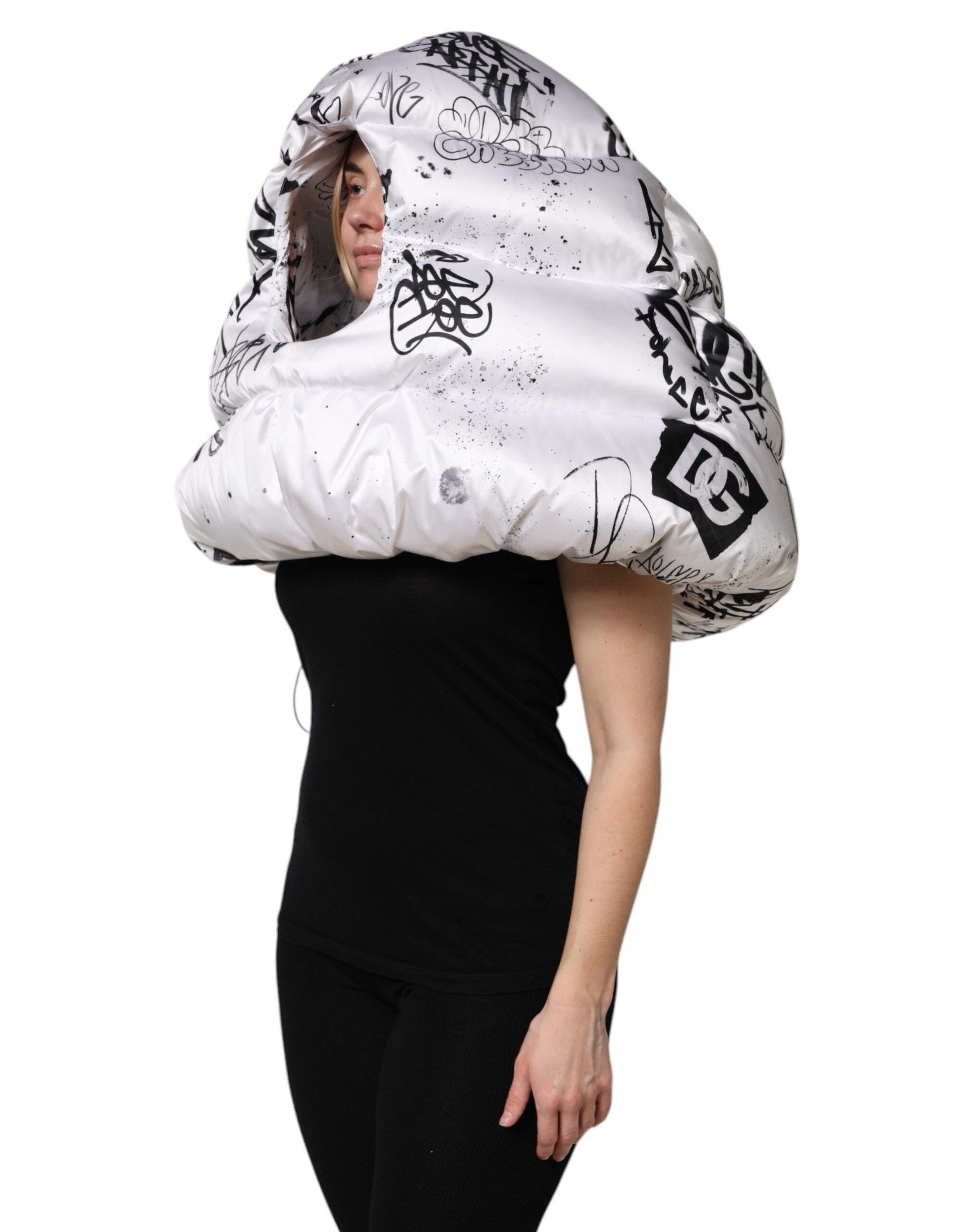 Dolce & Gabbana Chapeau matelassé à capuche imprimé en polyester blanc