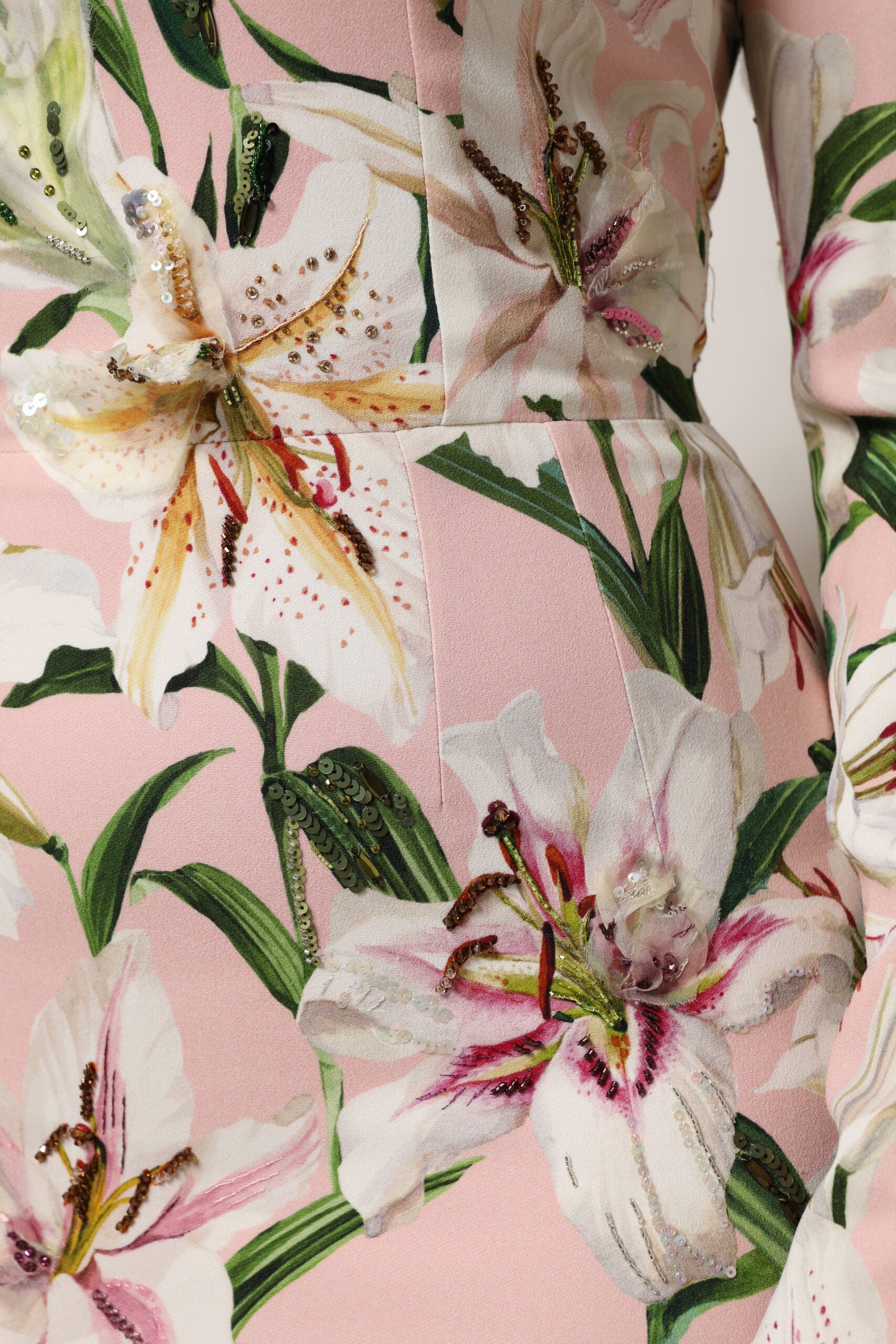Robe fourreau midi stretch en viscose rose à motif lys Dolce & Gabbana