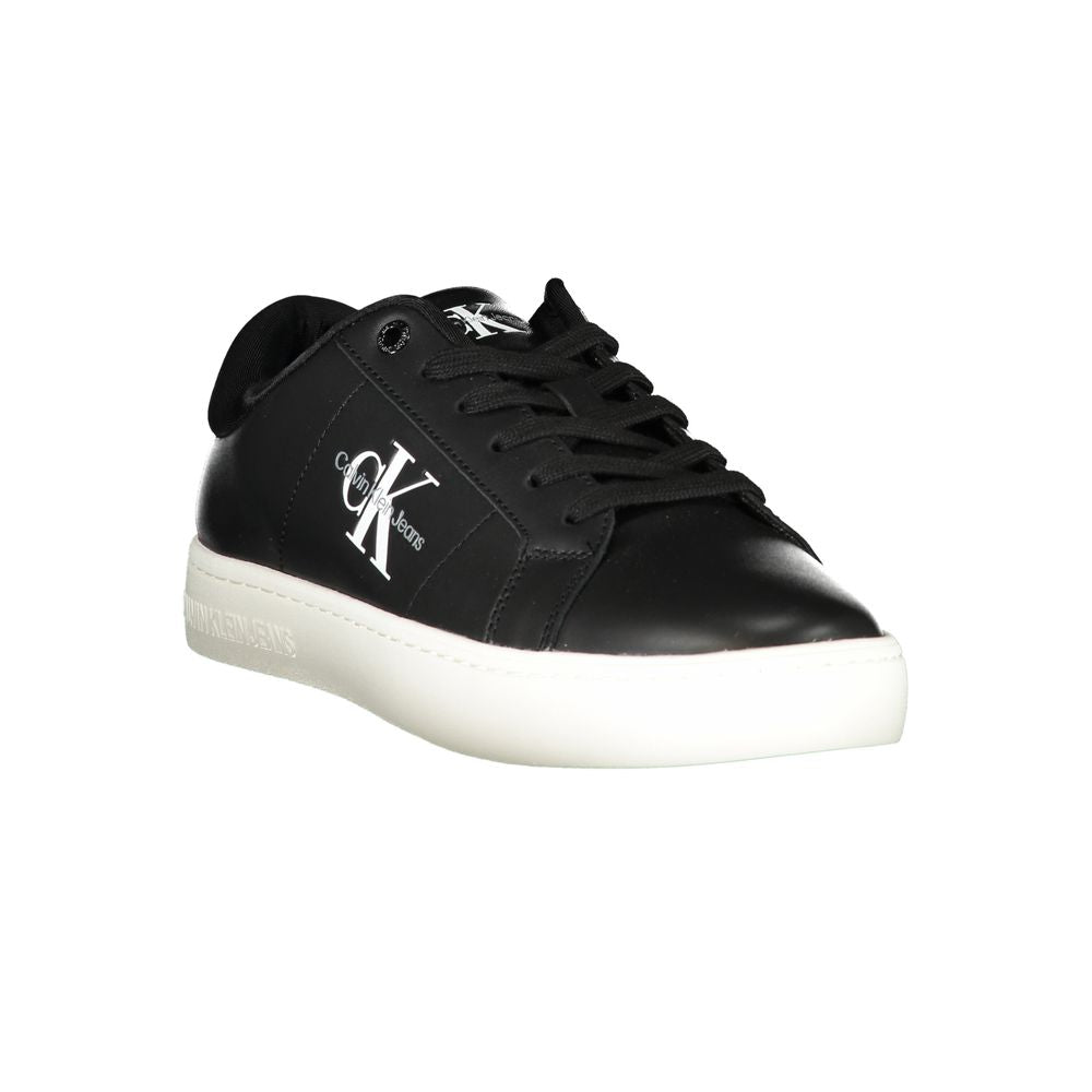 Calvin Klein Umweltbewusste Sneakers mit charakteristischem Stil