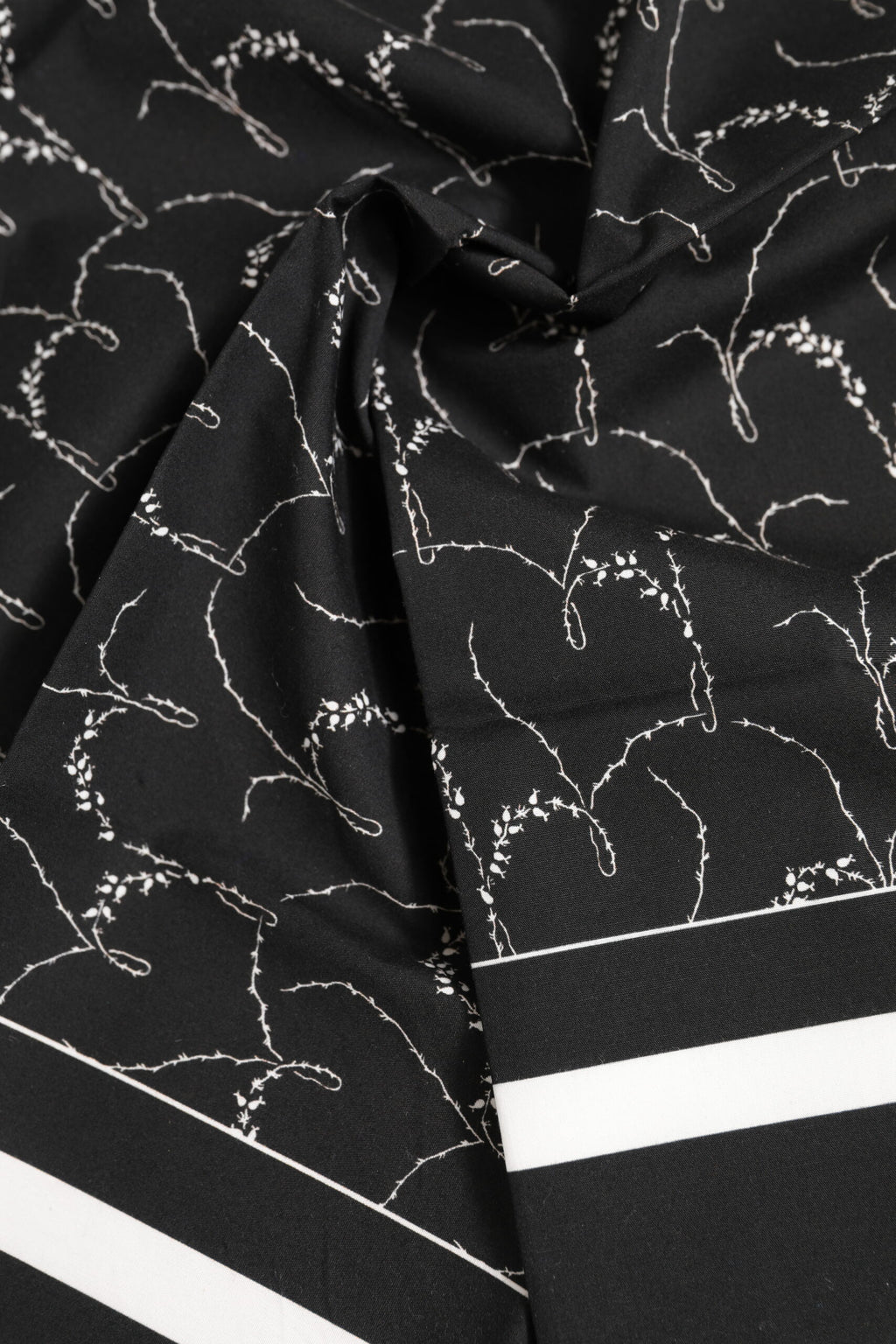 Foulard carré Dolce & Gabbana imprimé noir et blanc pour homme