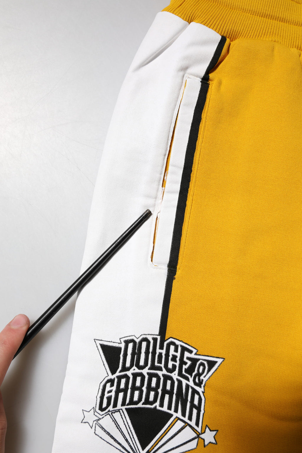 Pantalon de jogging à cordon imprimé jaune Dolce & Gabbana