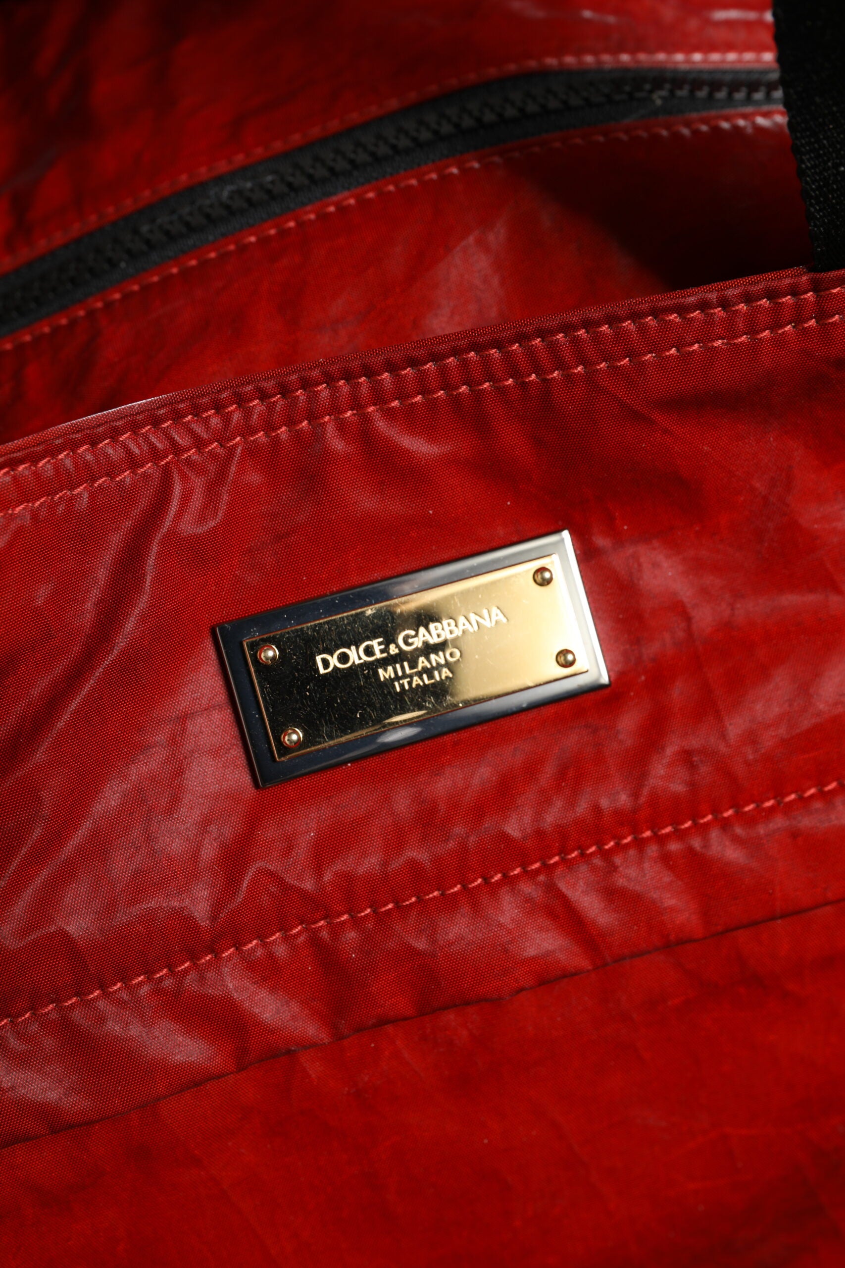 Dolce &amp; Gabbana – Rote Reisetasche aus Nylon mit Schulterriemen