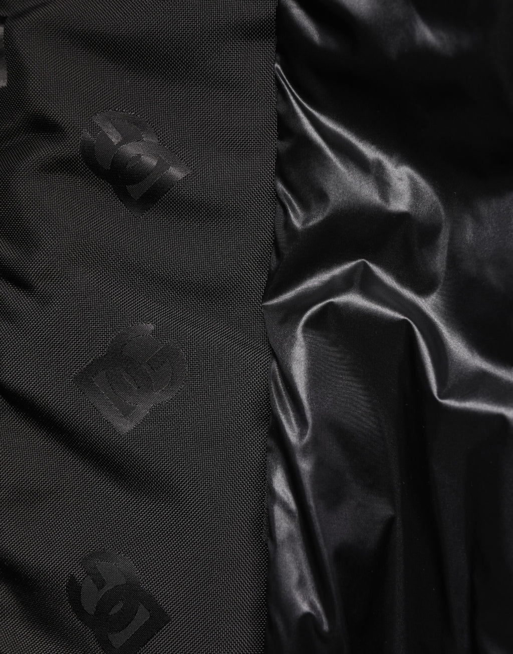 Blouson coupe-vent cargo noir Dolce & Gabbana Logo Mania