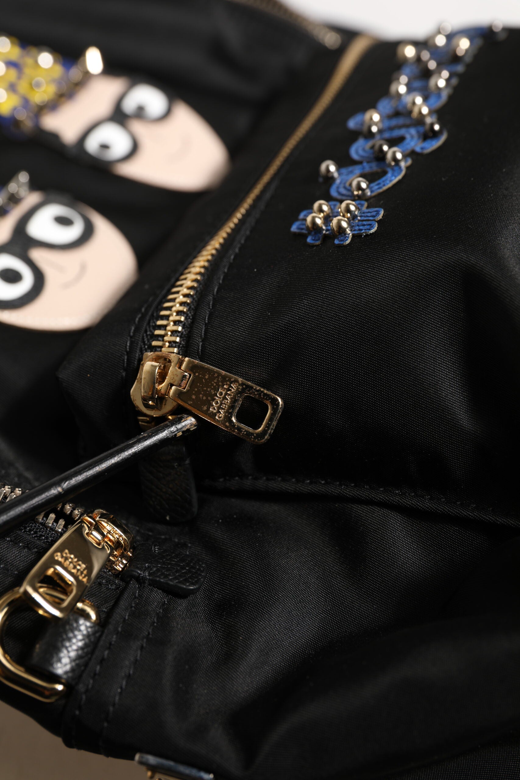 Dolce &amp; Gabbana – Rucksacktasche „VULCANO“ aus schwarzem Nylon mit Verzierung #DGFAMILY