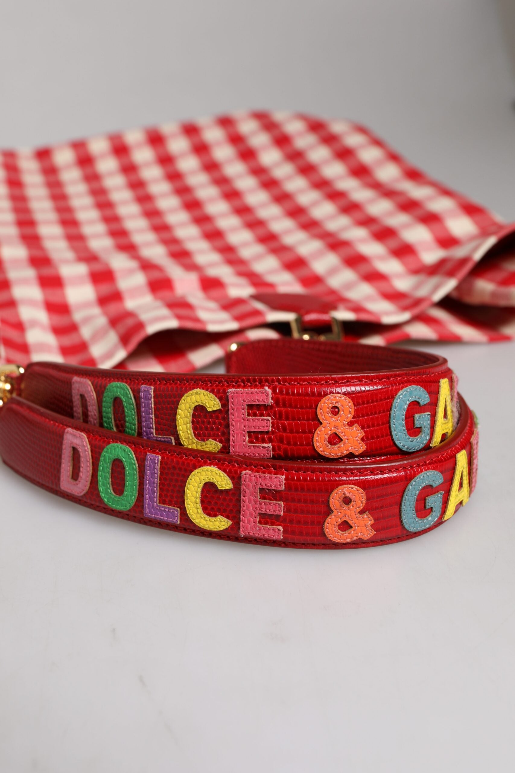 Dolce &amp; Gabbana – Rote Tragetasche mit Strassverzierung „I Love Pizza“