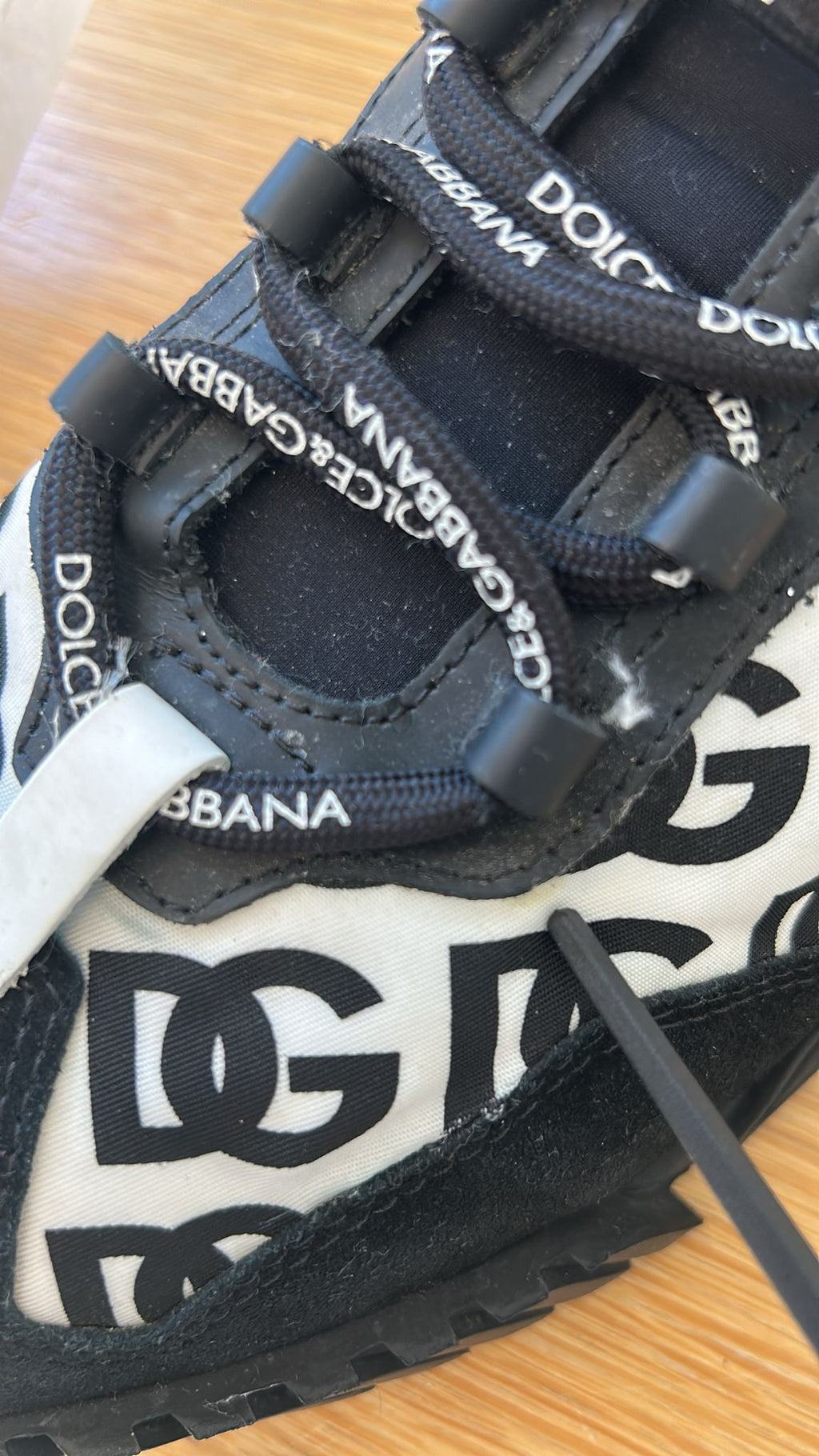 Chaussures Baskets Basses à Lacets NS1 Logo Noir Dolce & Gabbana