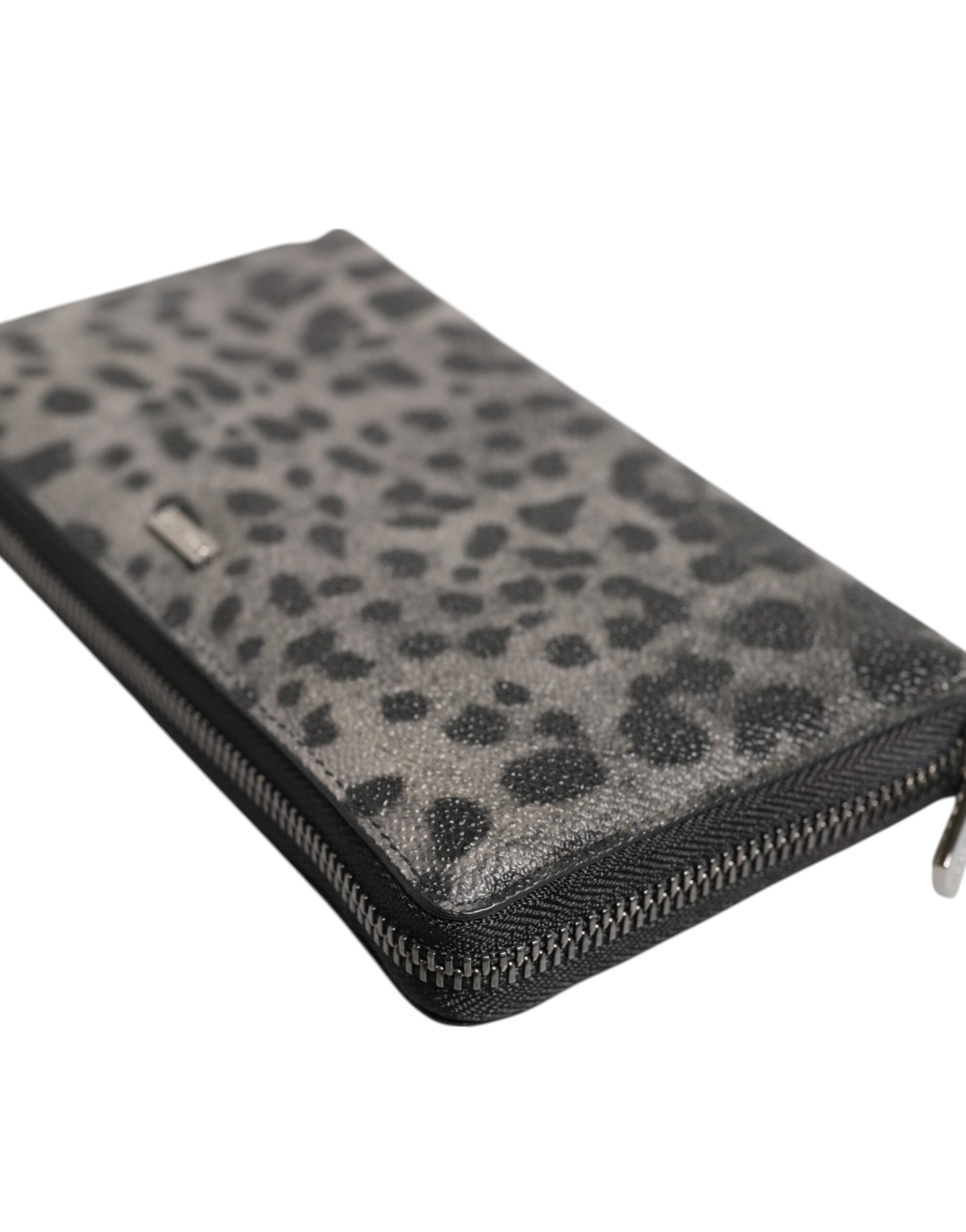 Portefeuille continental Dolce & Gabbana en cuir léopard noir et gris avec fermeture éclair intégrale