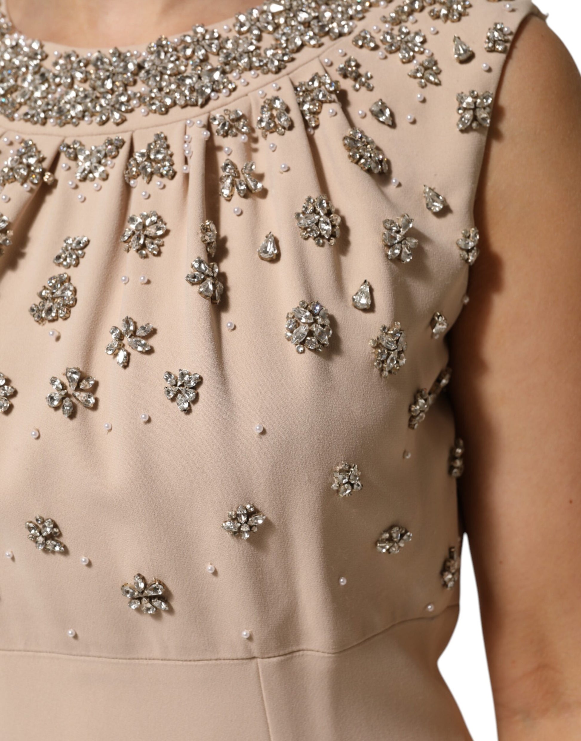 Robe Dolce & Gabbana nude écrue perlée et ornée de cristaux