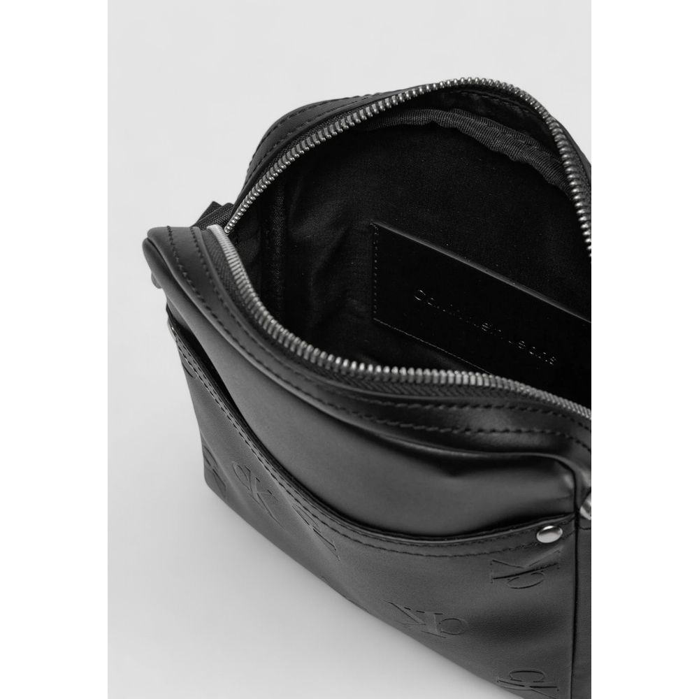 Sac bandoulière en polyéthylène noir Calvin Klein Jeans