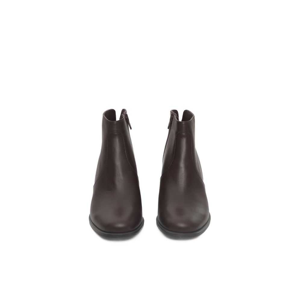 Bottes pour femme en cuir de vachette bordeaux Cerruti 1881