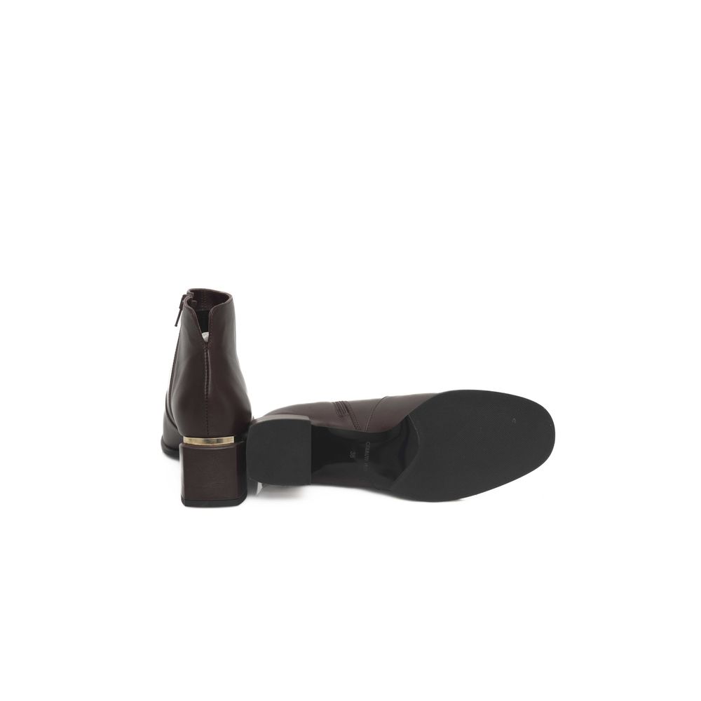 Bottes pour femme en cuir de vachette bordeaux Cerruti 1881