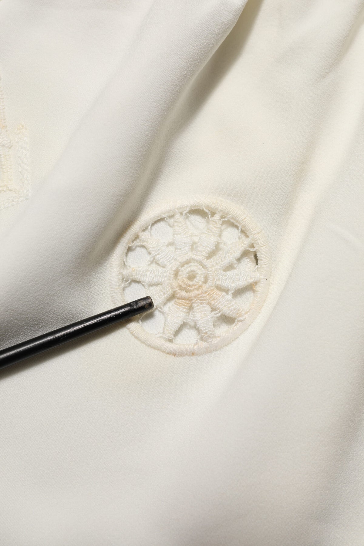 Dolce & Gabbana ärmelloses Midikleid aus weißer Blumenpitze