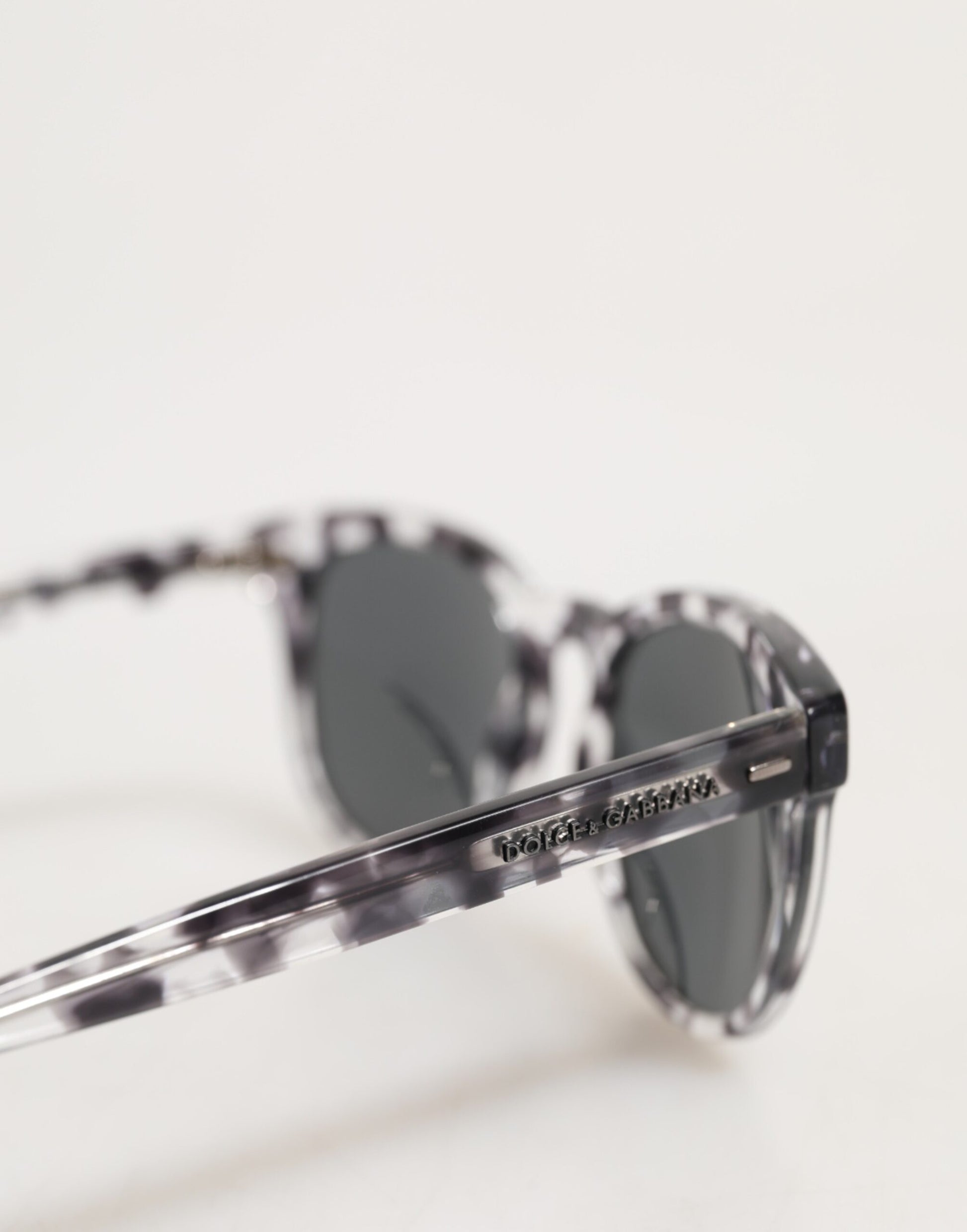 Lunettes de soleil Dolce & Gabbana DG4254 Havana, verres teintés noirs transparents