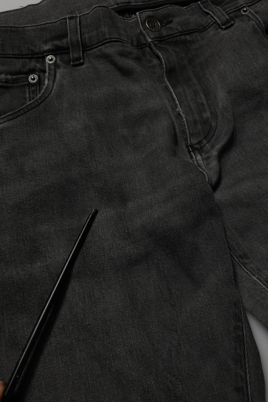 Jean slim en denim gris foncé en coton pour homme Dolce & Gabbana