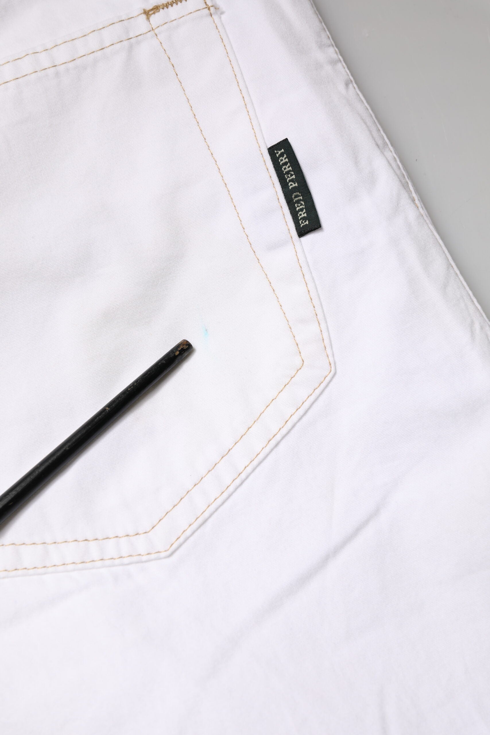 Jean droit en denim blanc à taille mi-haute en coton Fred Perry pour homme