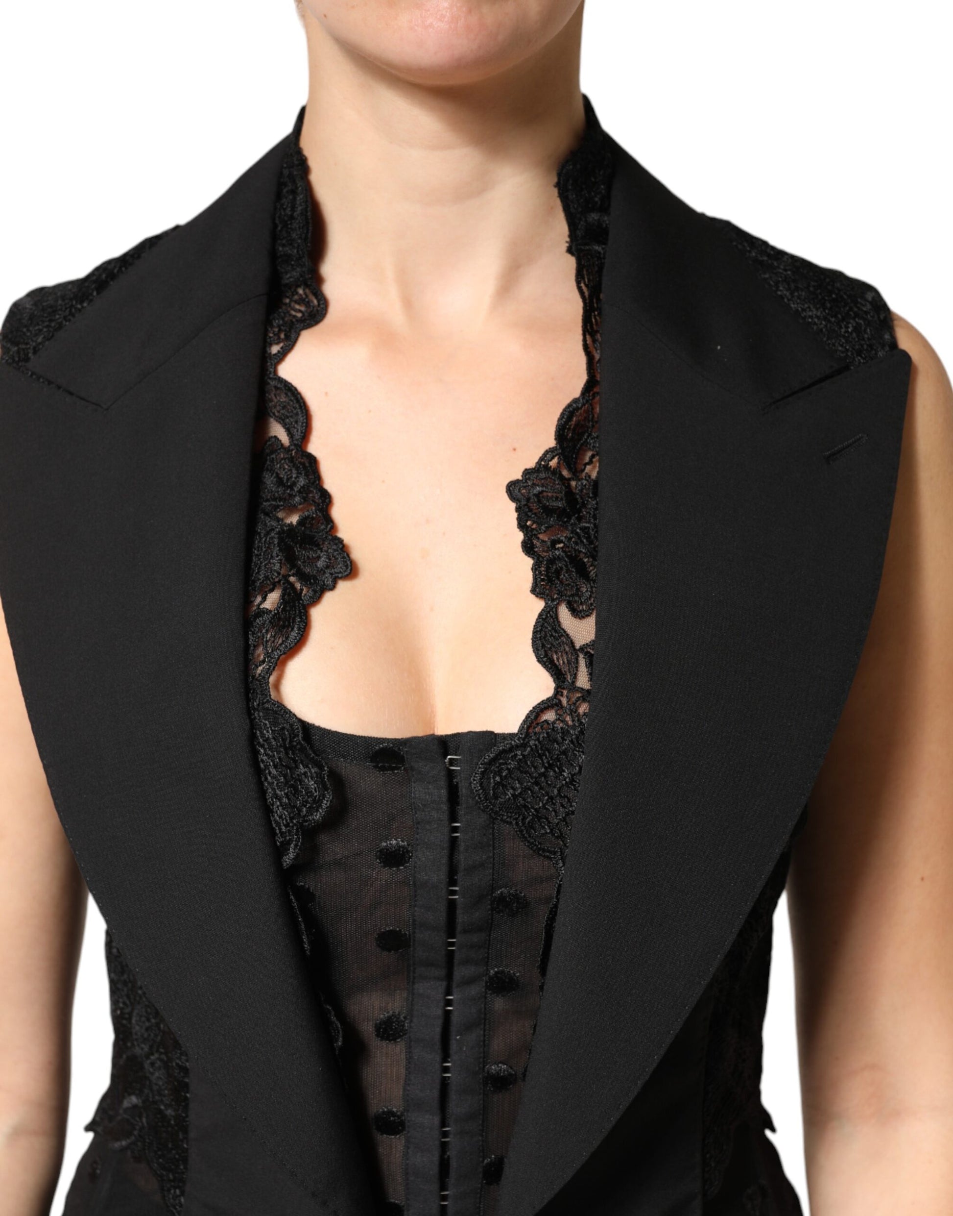 Gilet-Veste Dolce & Gabbana en Dentelle Noire avec Col V, Fente à l'Ourlet et Taille Froncée